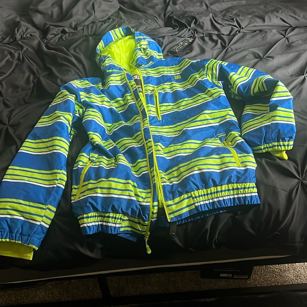 DC 10K Ripley Ski & Snowboard Jacket, L, Lime Blue Stripe